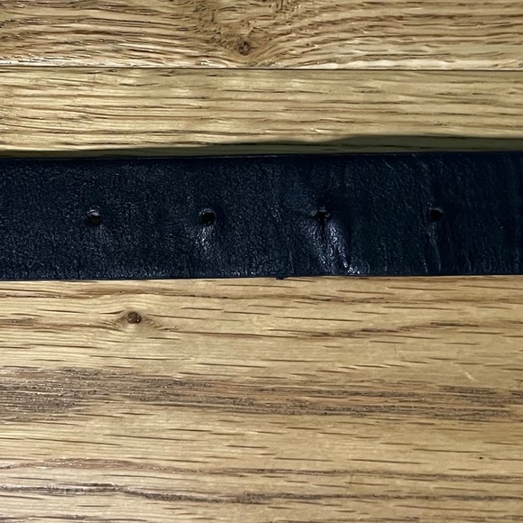 Brandy Melville Black Faux Leather Belt with Silver Heart Buckle - Picture 7 of 7